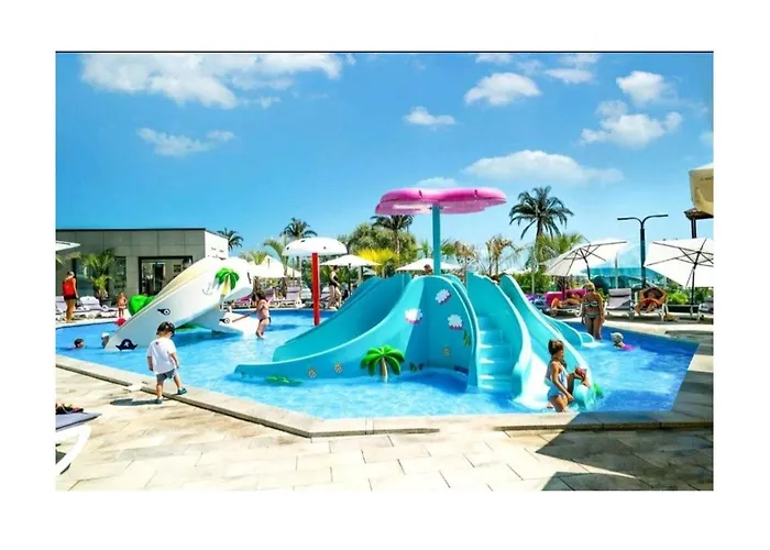 Elkette - Pool & Apartament *