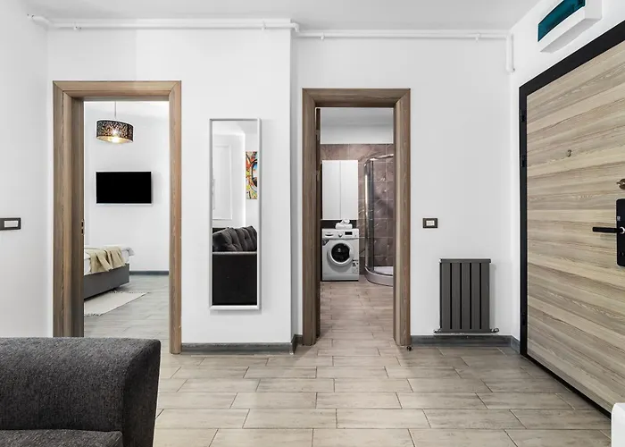 Elkette - Pool & Apartament Năvodari