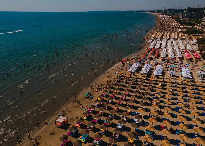 Elkette - Pool & Apartament *