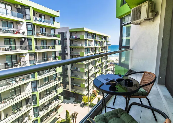 Elkette - Pool & Năvodari