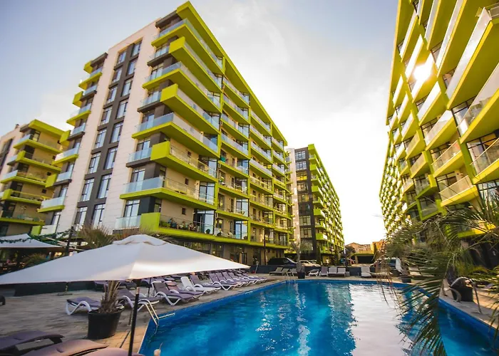 Elkette - Pool & Apartament