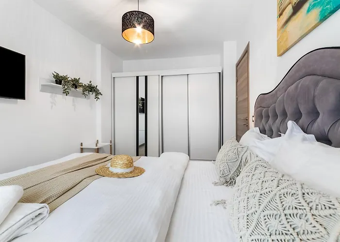 Apartament Elkette - Pool &