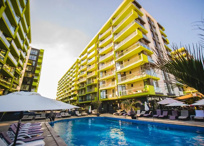 Elkette - Pool & Apartament *