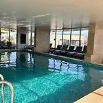 Apartment Elkette - Pool & Navodari