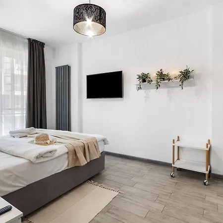 Elkette - Pool & 아파트 Năvodari