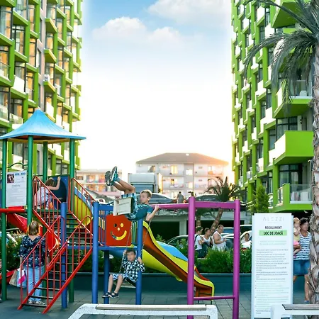 Elkette - Pool & Năvodari