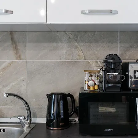 Elkette - Pool & Năvodari