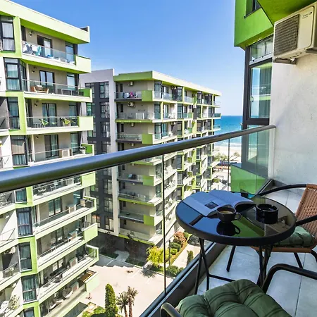 Elkette - Pool & Năvodari