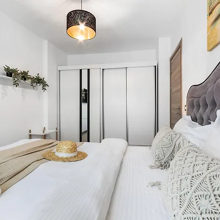 Apartment Elkette - Pool &