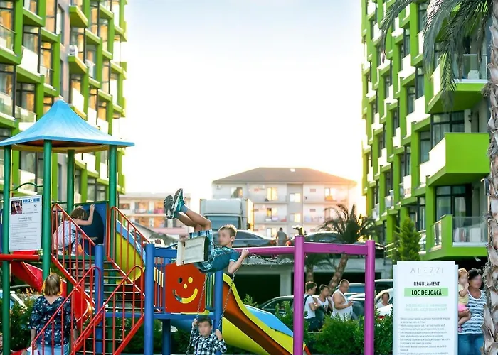 Elkette - Pool & 那沃达利